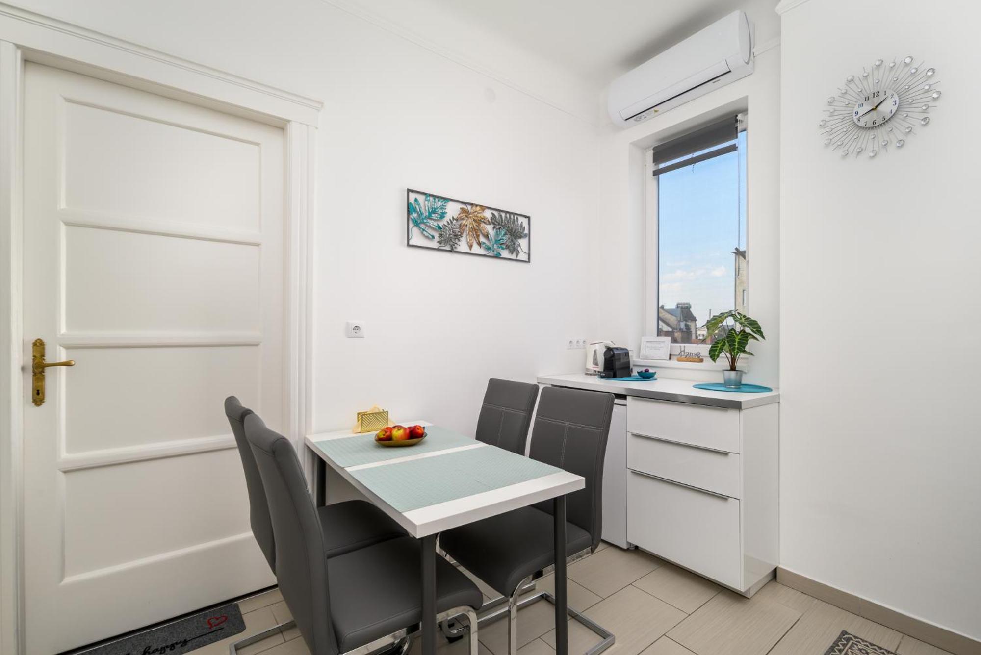 Apartment Oasis 2 Bd *