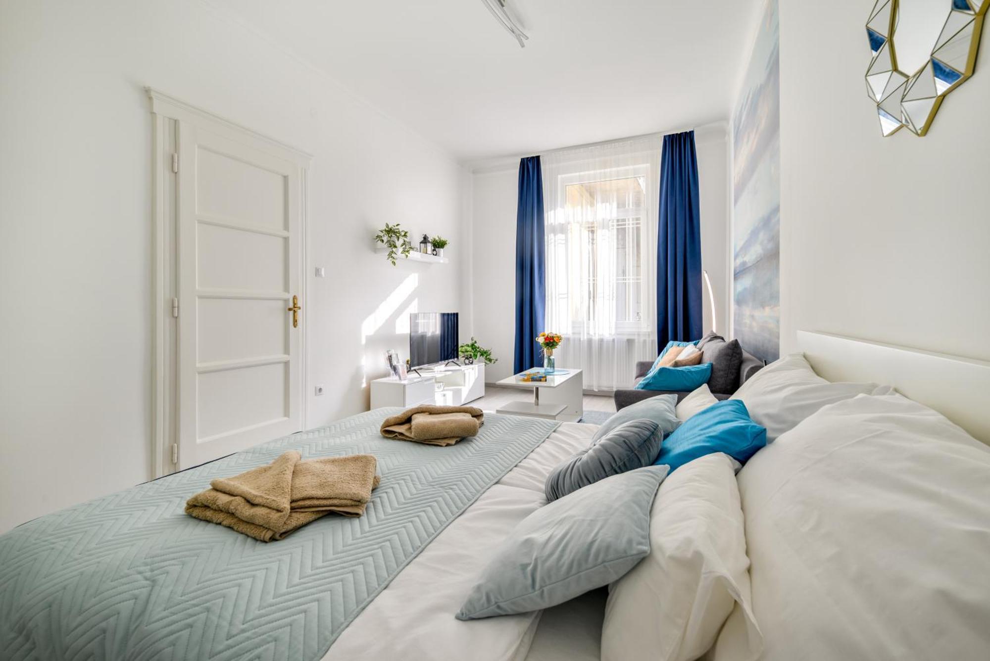 Oasis 2 Bd Apartment