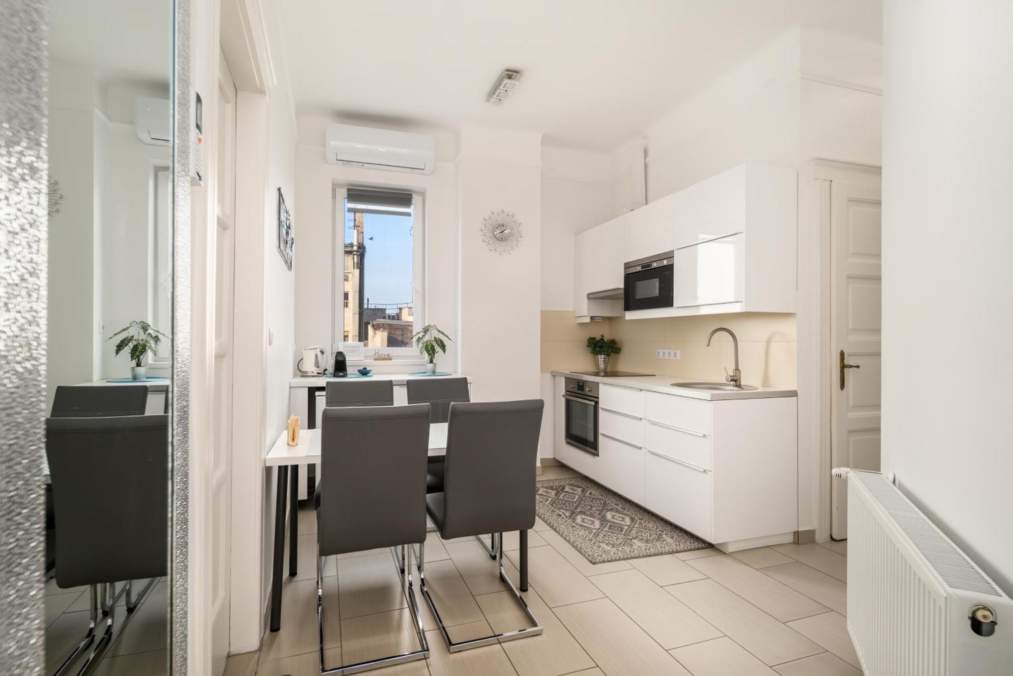 Oasis 2 Bd * Boedapest